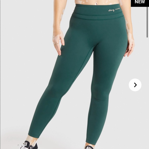 ISO Gymshark x WS items - Picture 2 of 3